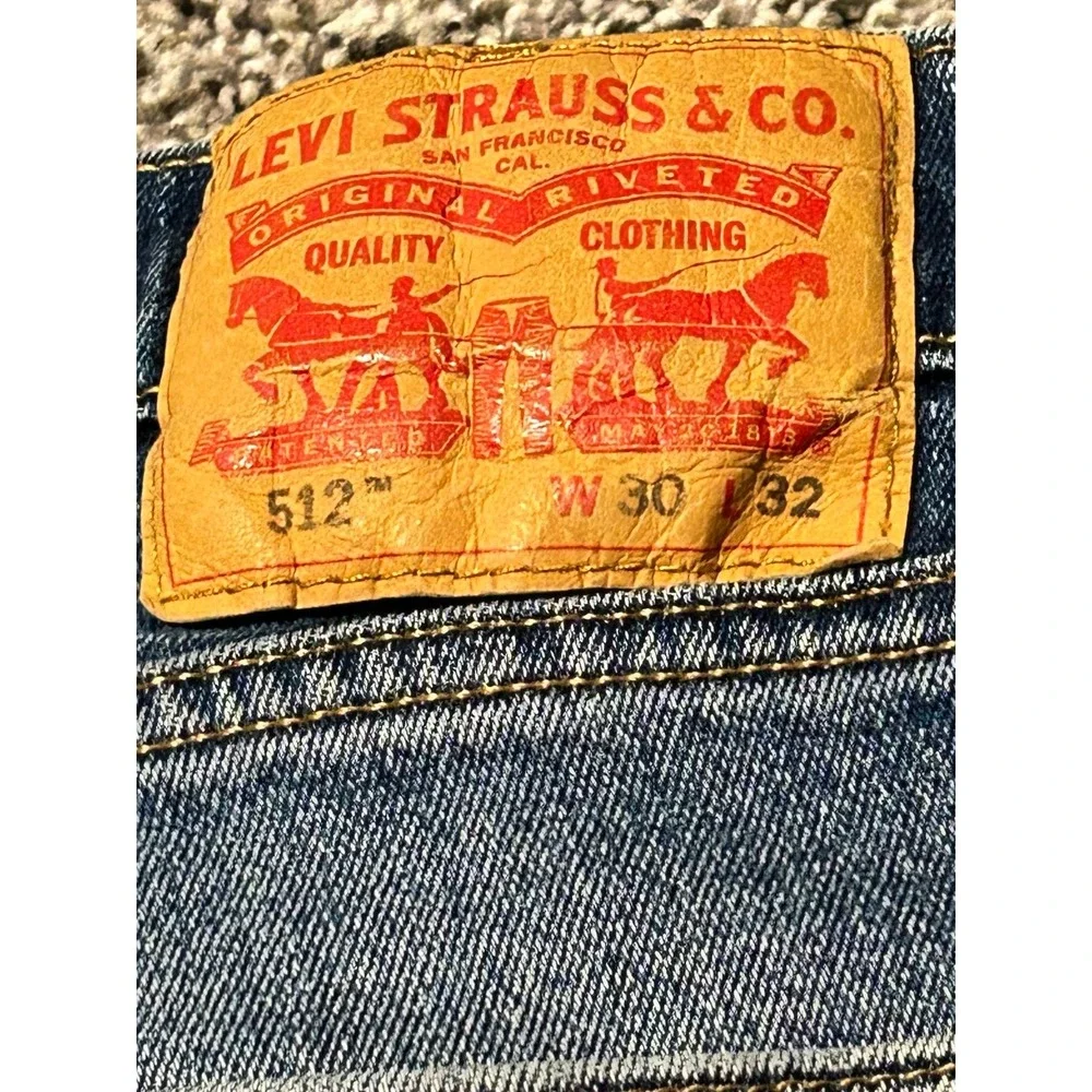 B19 Levi Strauss & Co jeans 512 size 30x32 30 waist‎ denim